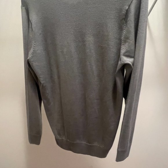 Travis Mathew Golf Sweater - Picture 3 of 3